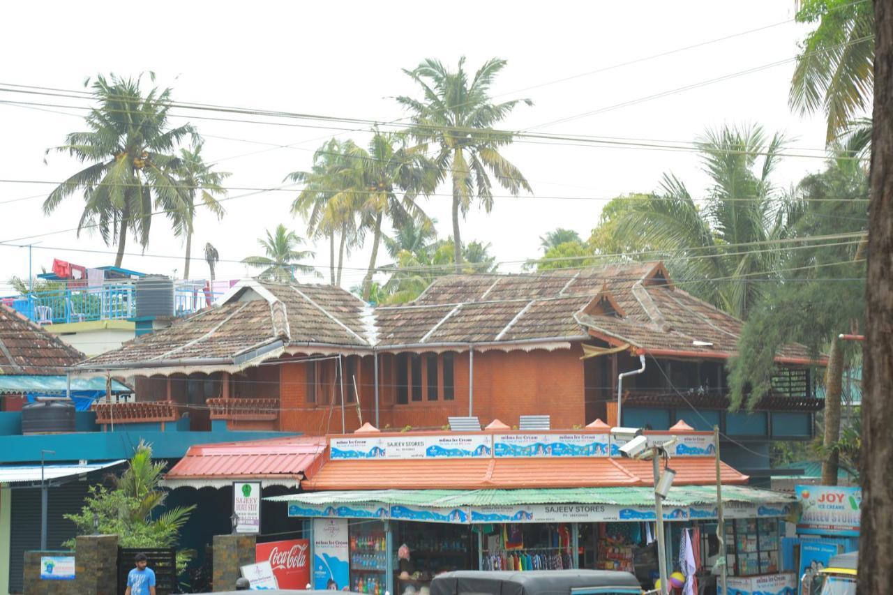 Sajeev Home Stay Cherai Beach Exterior photo