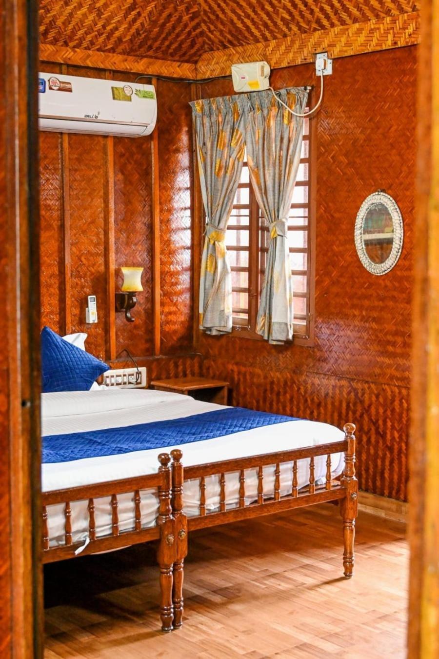 Sajeev Home Stay Cherai Beach Room photo