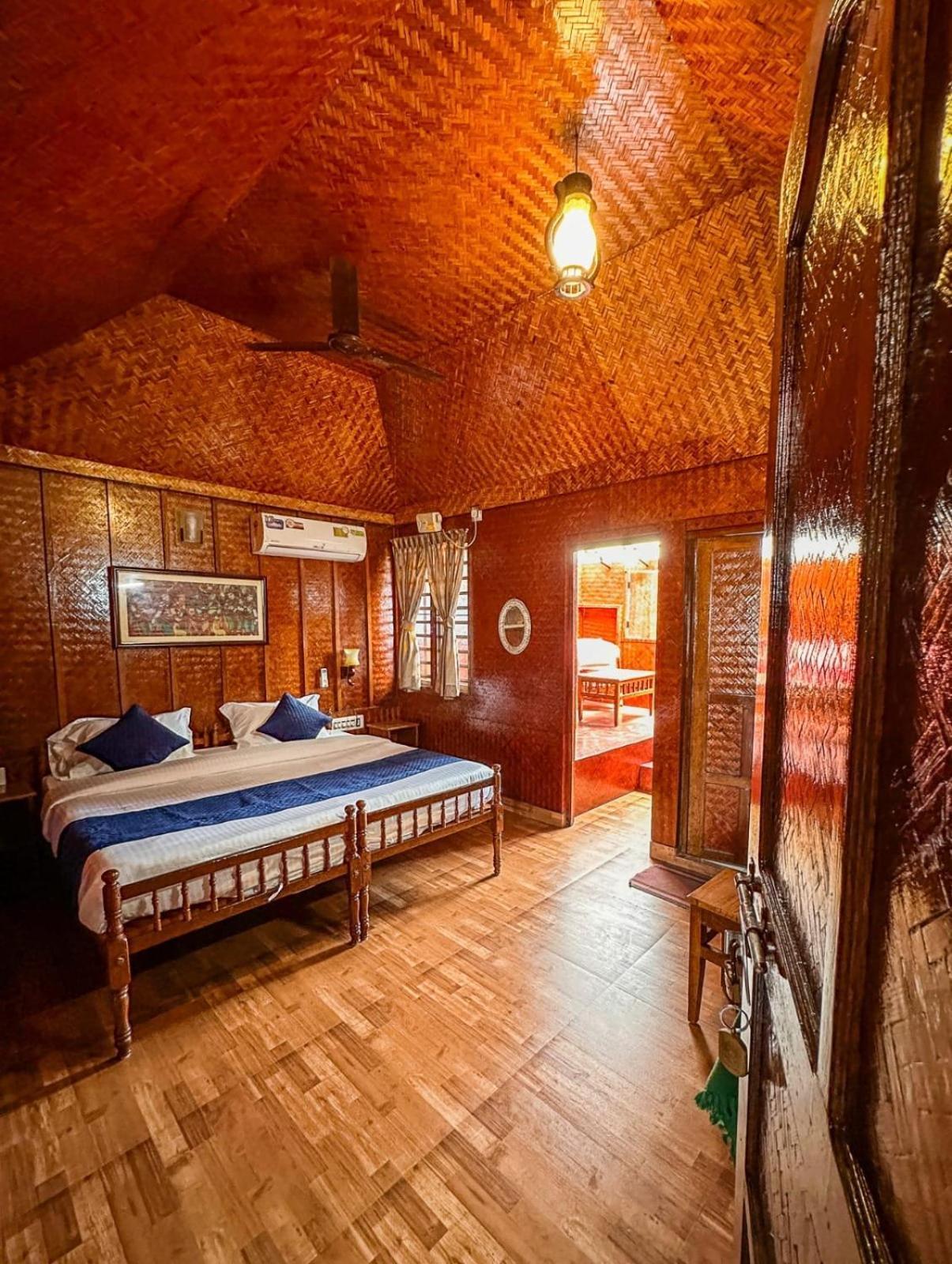 Sajeev Home Stay Cherai Beach Room photo