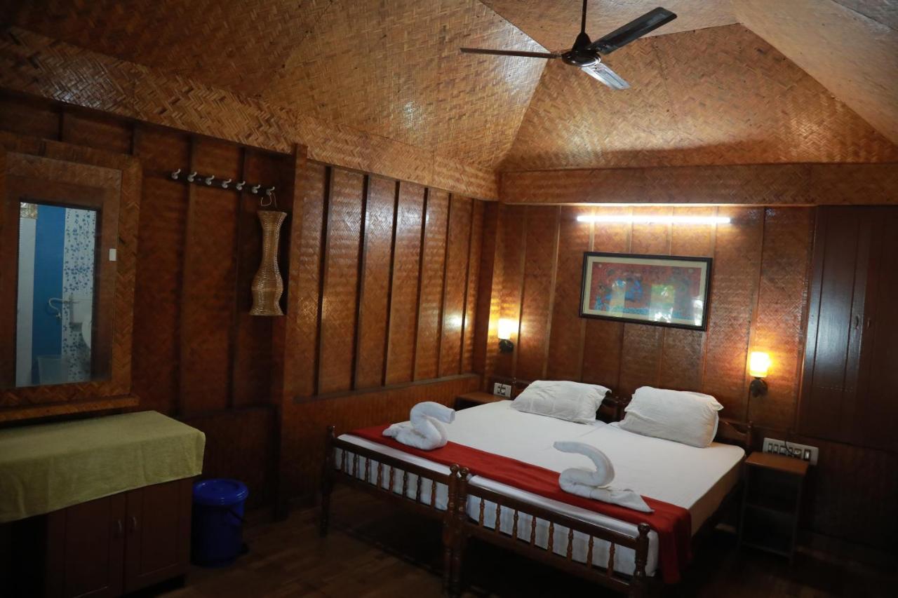 Sajeev Home Stay Cherai Beach Exterior photo