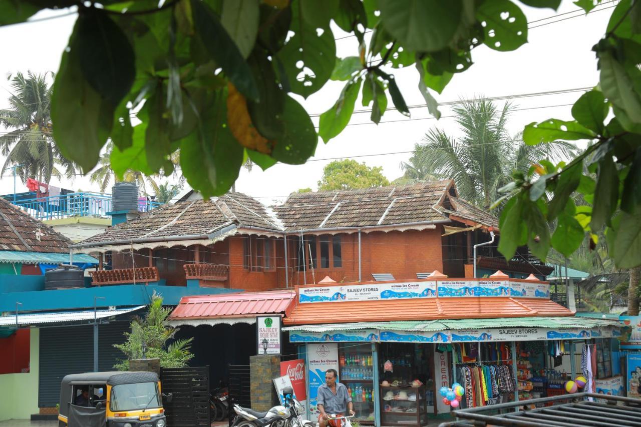 Sajeev Home Stay Cherai Beach Exterior photo