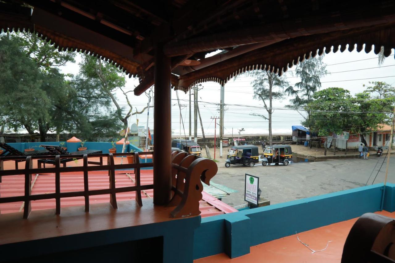 Sajeev Home Stay Cherai Beach Exterior photo